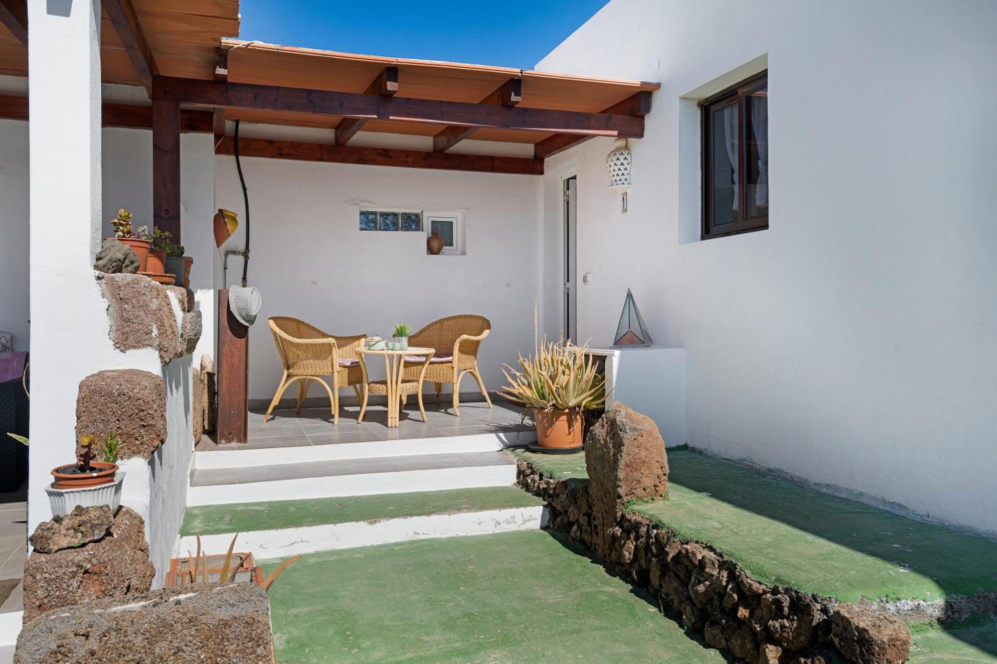 Casa Dario Apartment Tinajo Exterior photo